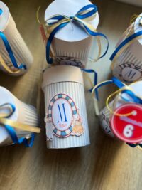 Кутия тип цилиндър- изберете тема от секцията дизайни (книжки за оцветяване)